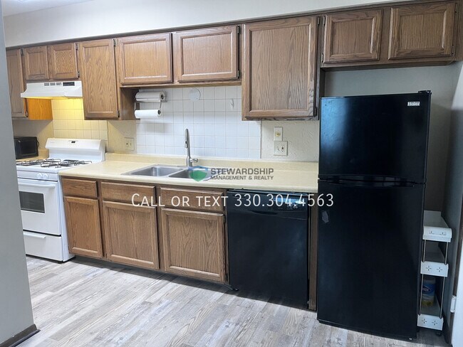 Foto del edificio - 931 Trimble Dr