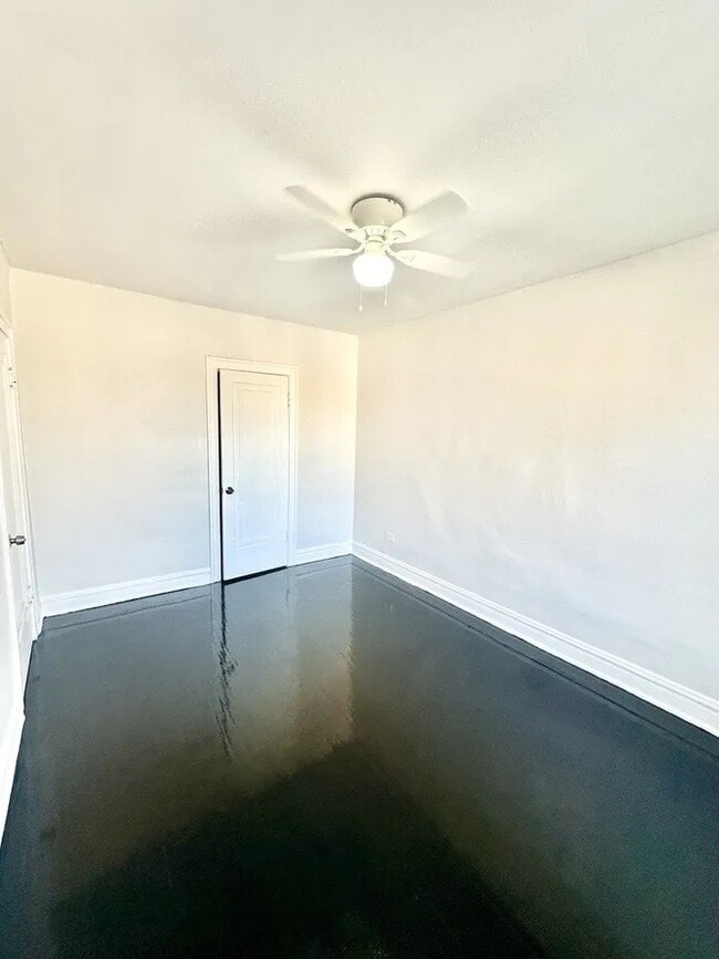 Foto del edificio - 4134 W 24th Pl