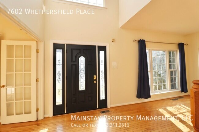 Building Photo - Spacious 6 Bedroom Home In Cul-de-Sac!