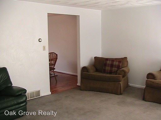Building Photo - 1647 Willis Dr