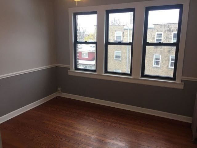 Building Photo - 5653 N Spaulding Ave