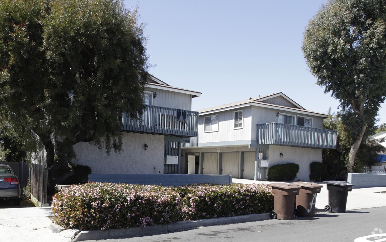 Building Photo - 33901 Malaga Dr