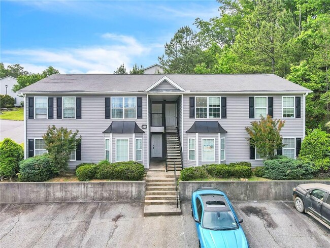 Foto del edificio - 300 Stonehaven Cir