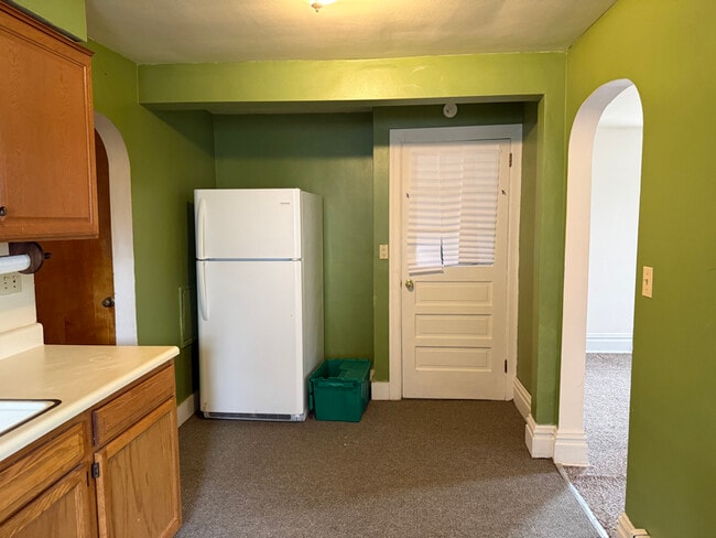 Building Photo - 261 E St