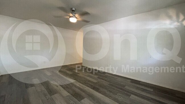 Foto del edificio - 13223 Southview Ln