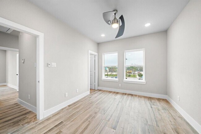Foto del edificio - 228 W 28th St