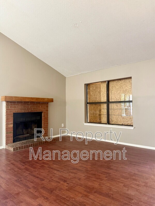 Building Photo - 3486 Meier Dr