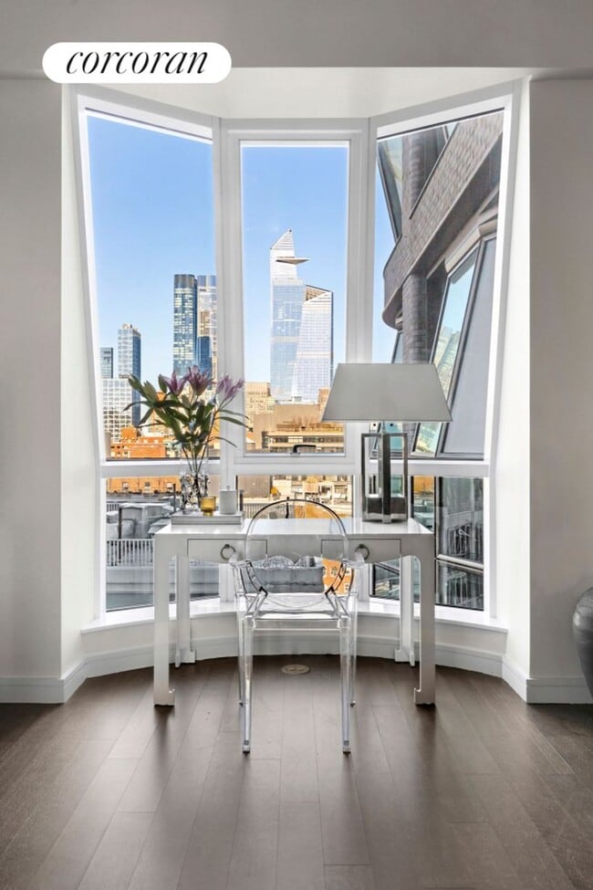 Foto del edificio - 515 W 18th St