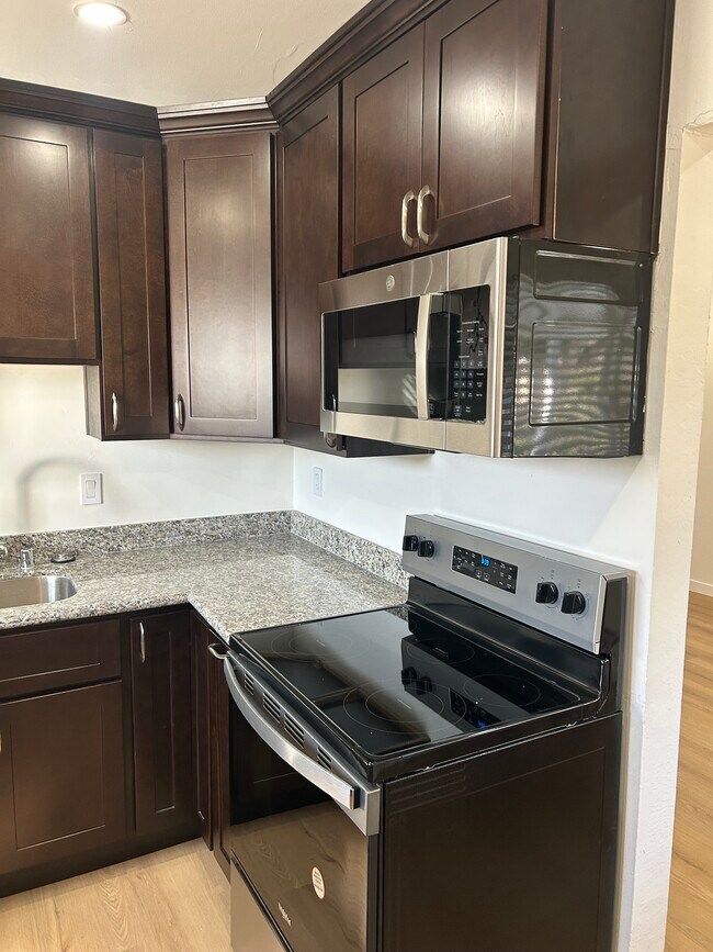 Cocina nueva - 2360 Galway Ct