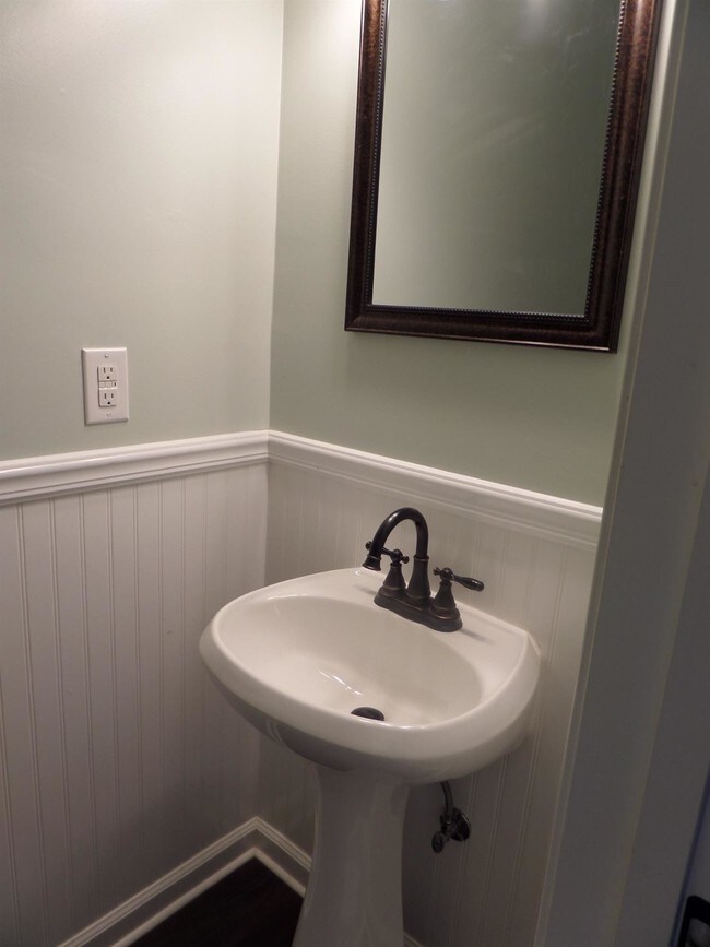 212 Elkhorn Meadows Dr, KY 40324 Townhome Rentals in KY