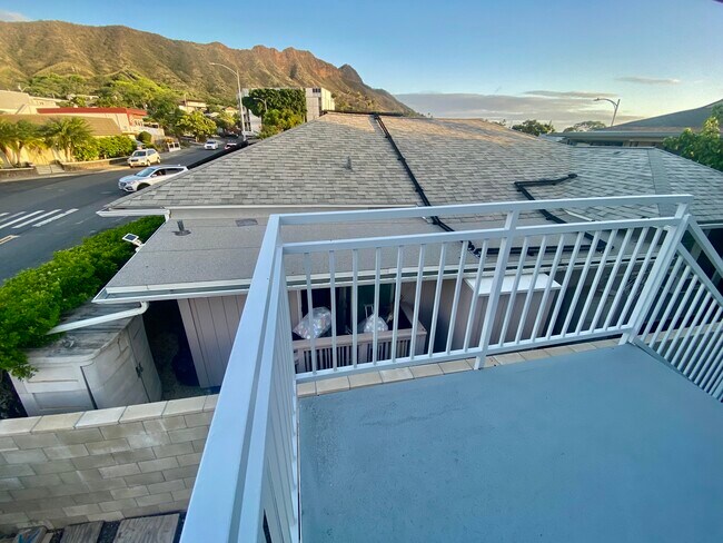 Foto del edificio - 3555 Campbell Ave