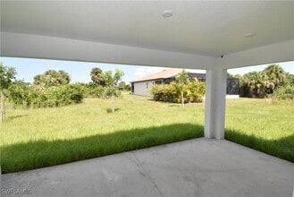 Building Photo - 208 Sunset Rd Building Photo - 208 Sunset Rd