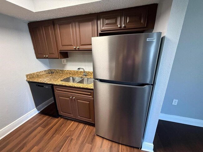 Foto del edificio - 4741 S Texas Ave