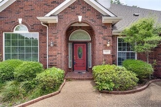 Building Photo - 200 Diamond Ridge Dr