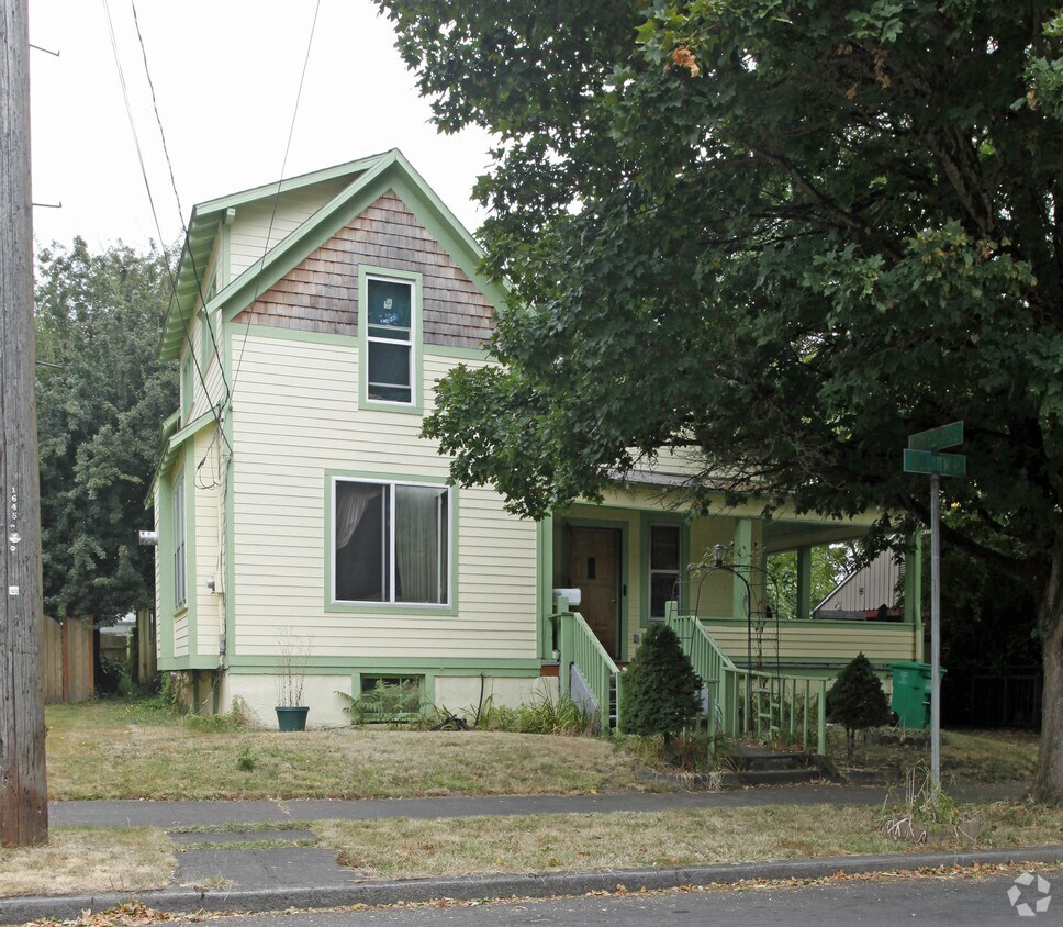 1645 SE Linn St, Portland, OR 97202 Apartments in Portland, OR