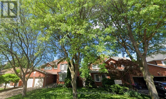 Photo du bâtiment - 1540 Manorbrook Ct