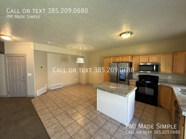 Building Photo - Huge 4BR Townhome near Trax Station | $500...