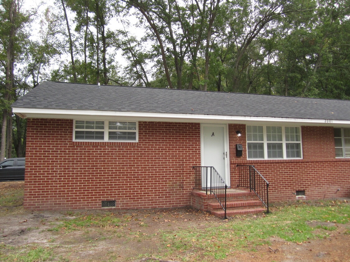 2001 Rose St Unit A, Goldsboro, NC 27530 Apartments in Goldsboro, NC