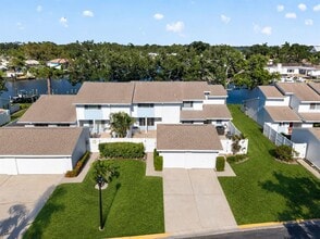 Building Photo - 6497 Cape Hatteras Way NE