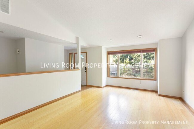 Foto del edificio - 3 bedroom 2 bath Located in highly desirab...