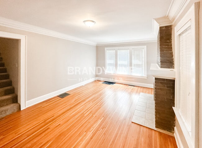 Foto del edificio - 1351 Jefferson Ave