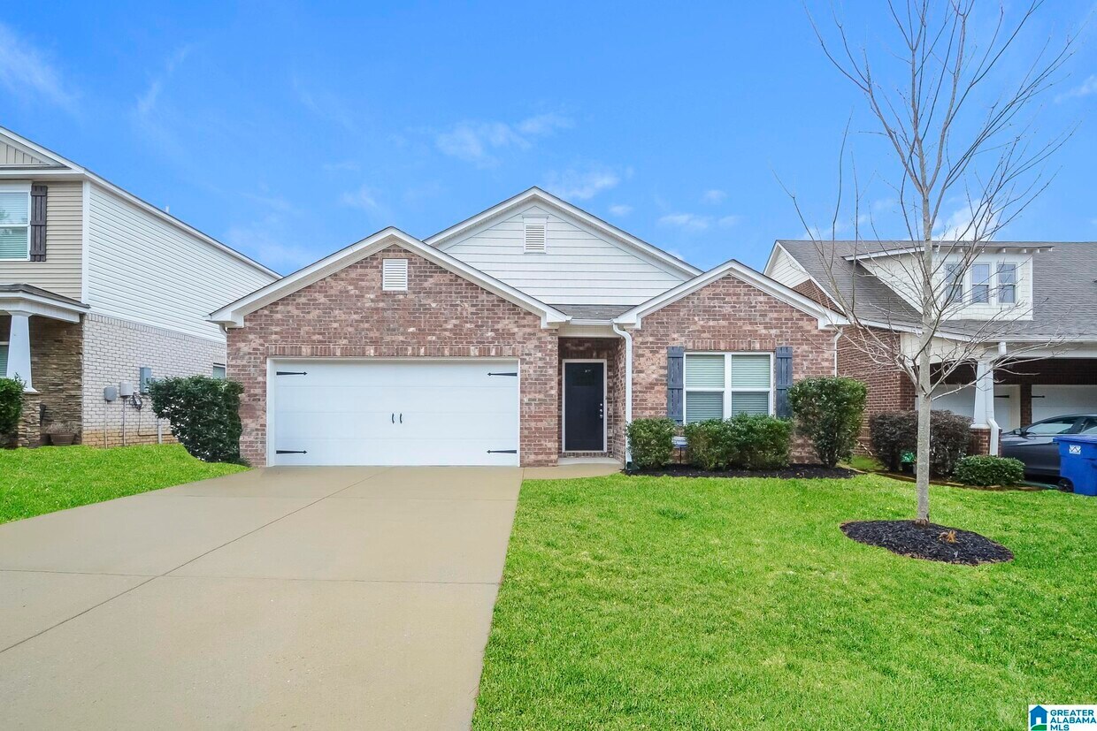 471 Glen Cross Cove, Trussville, AL 35173 House Rental in Trussville