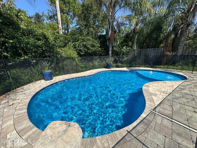Building Photo - 12770 Camellia Bay Dr W