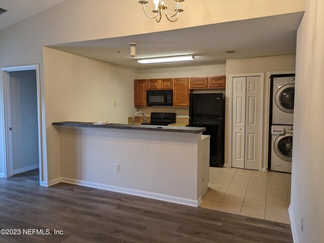 Foto del edificio - 3610 Kirkpatrick Cir