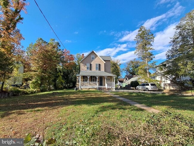 Building Photo - 108 S Clifton Ave