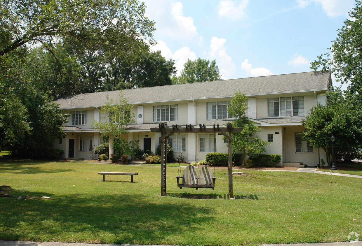 Primary Photo - Colonial Homes