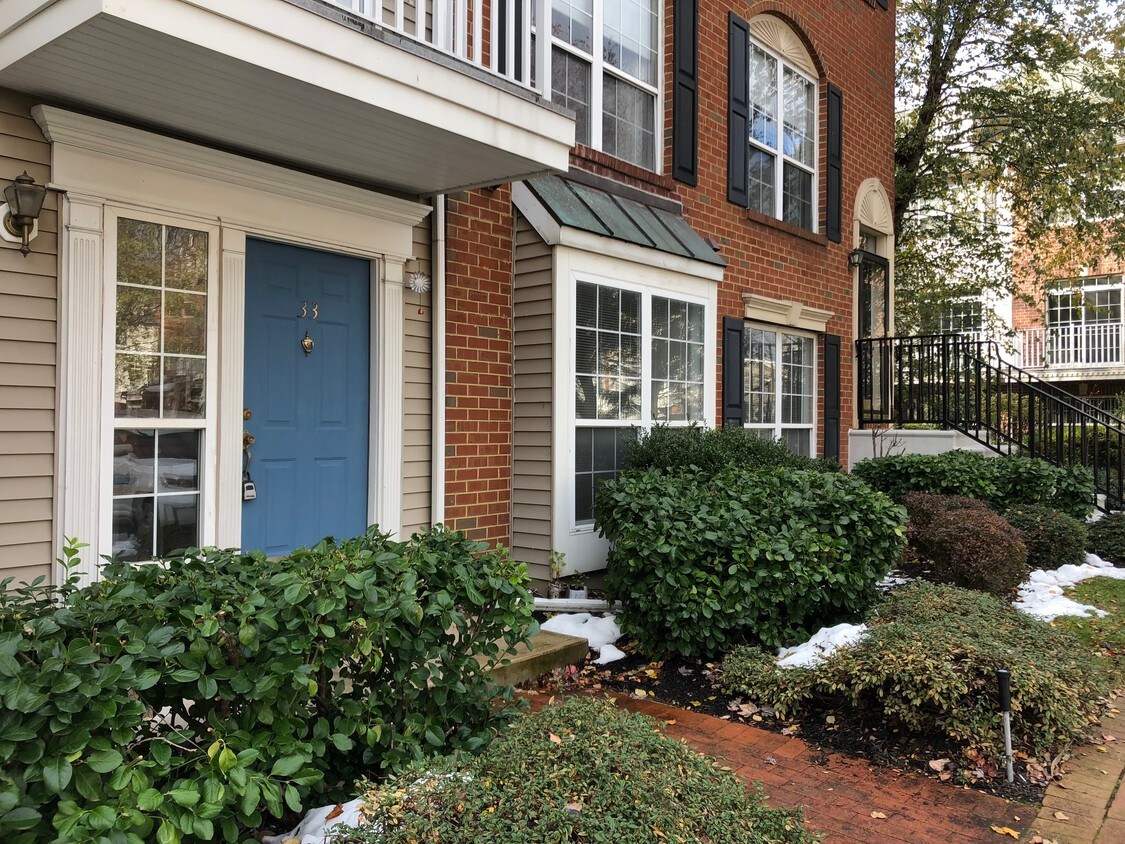 33 Cypress St, Jersey City, NJ 07305 Condo for Rent in Jersey City