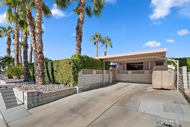 Foto del edificio - 73182 Palm Greens Pkwy
