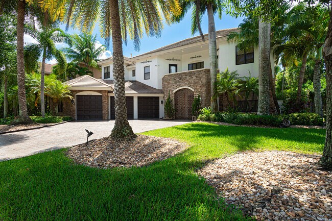 Foto del edificio - 10703 Versailles Blvd