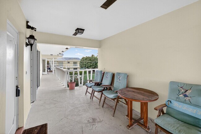 Foto del edificio - 2755 NE 28th Ave