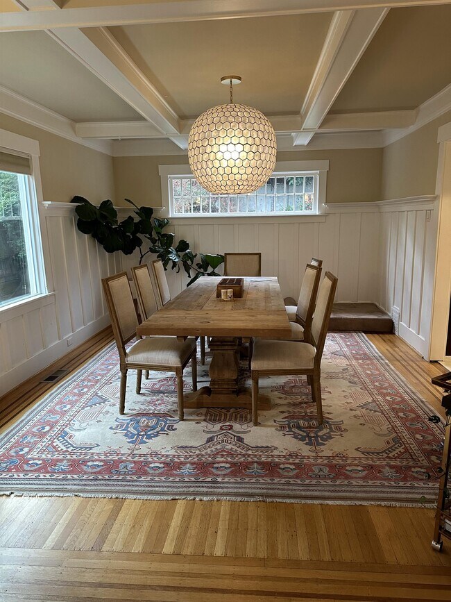 Foto del edificio - 335 23rd Ave E