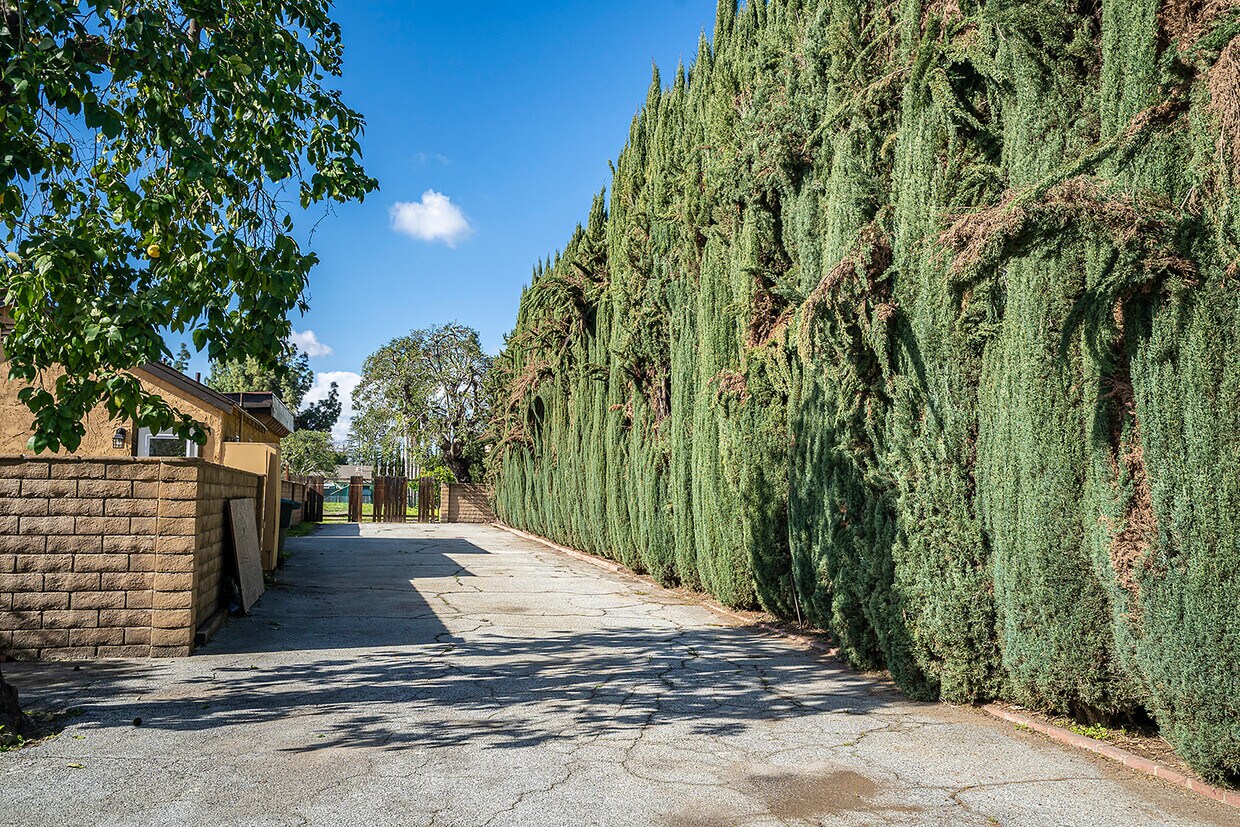 4 Apartments under 2,000 for Rent in Arcadia, CA Westside Rentals