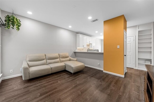 Foto del edificio - 2414 Longview St