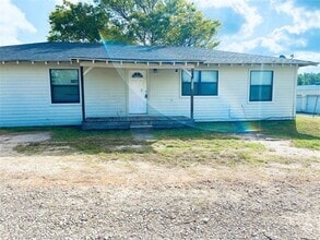 Building Photo - 2303 TX-19