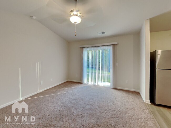 Foto del edificio - 371 Ivy Bank Dr