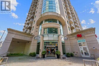 Building Photo - 234 Rideau St