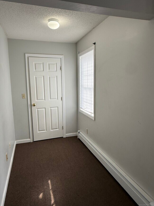 Building Photo - 12 Harbison Ave