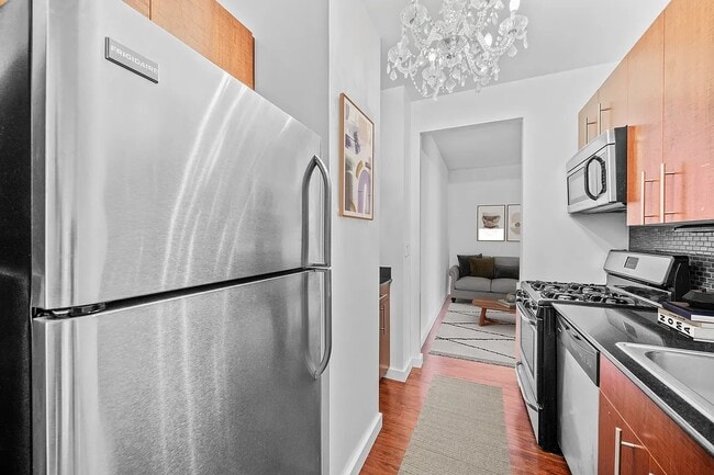 Foto del edificio - 8 Liberty Pl