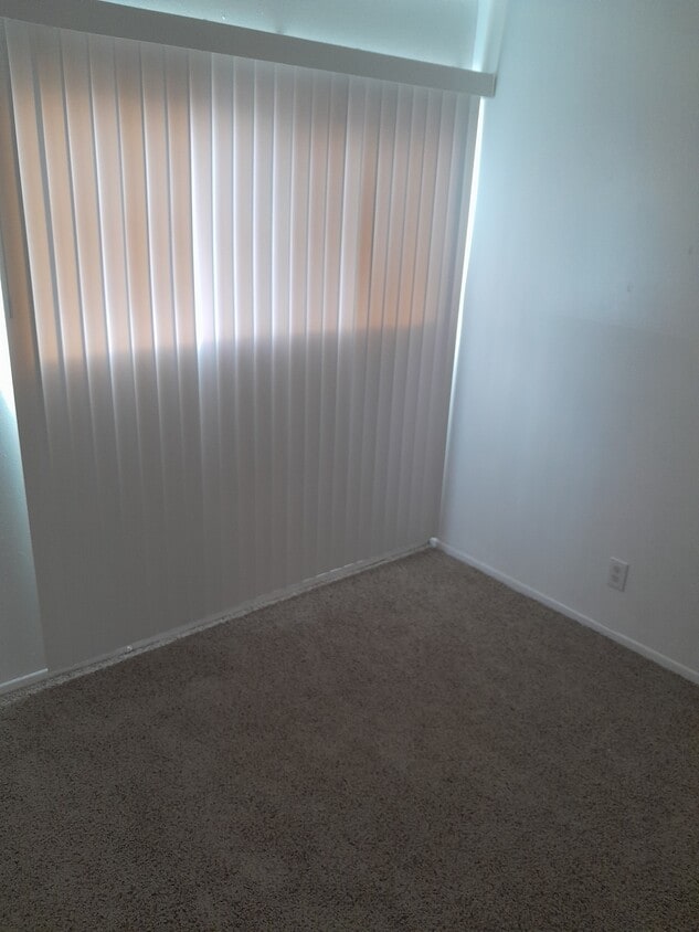 Foto principal - 567 N Mountain View Ave