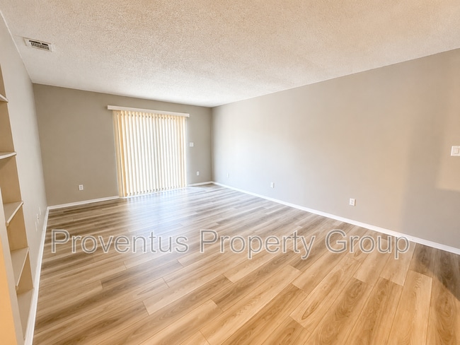 Building Photo - 260 N Crow Rd