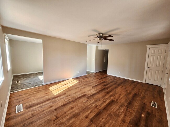 Foto del edificio - 1628 1st St NW