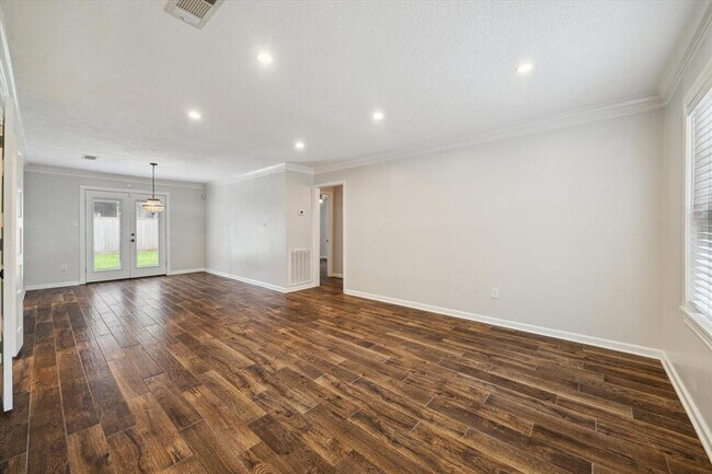 Foto del edificio - 4308 Jane St