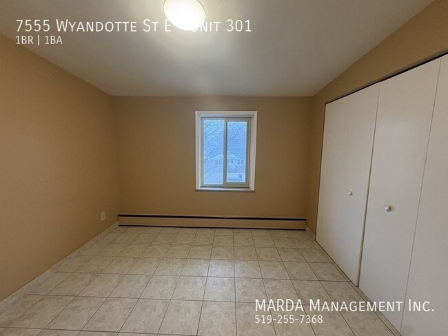 Photo du bâtiment - SPACIOUS 1 BED/1BATH APT EAST WINDSOR + HYDRO