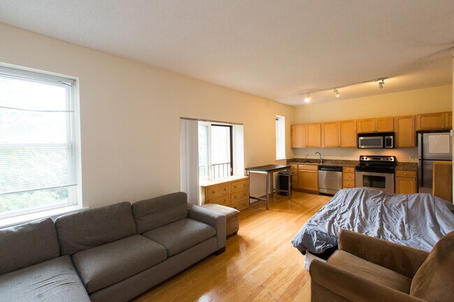 Foto del edificio - 2630 Adams Mill Rd NW