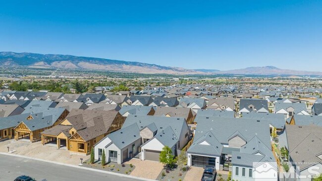 Building Photo - Luxury Toll Brothers Single Level Home in ...