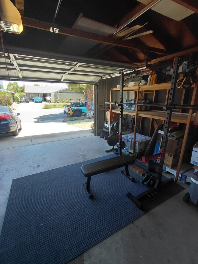 Building Photo - 575 Pierpont Dr